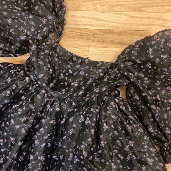 Floral Puff Sleeve Dress - Picture 3 of 10